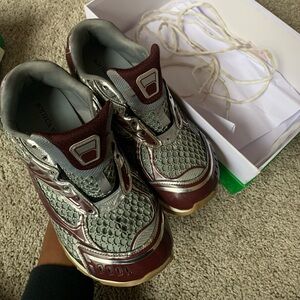 Bottega Veneta Orbit Sneakers